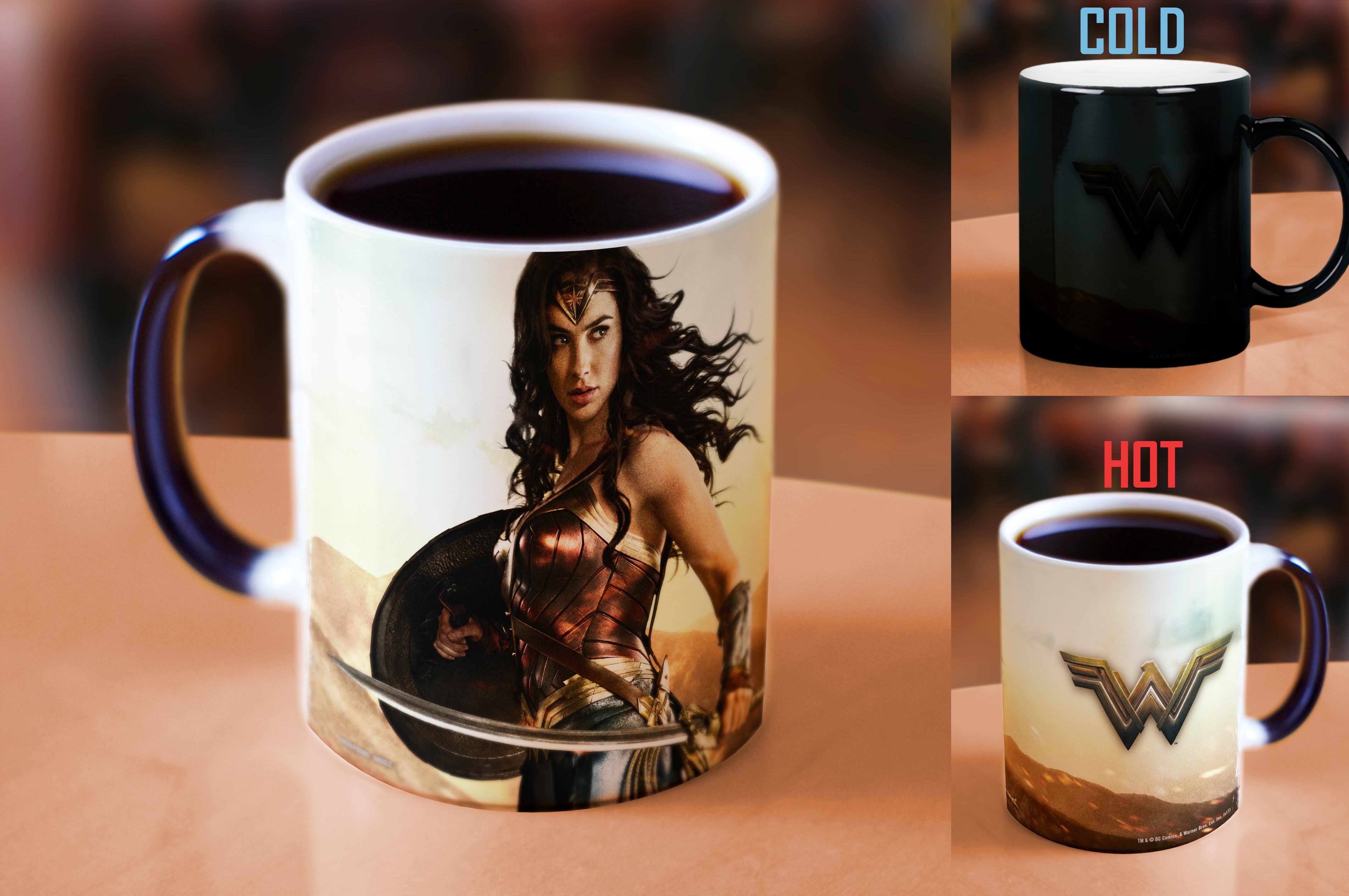 Wonder Woman (Ready For Battle) Morphing Mugs®  Heat-Sensitive Mug MMUG574